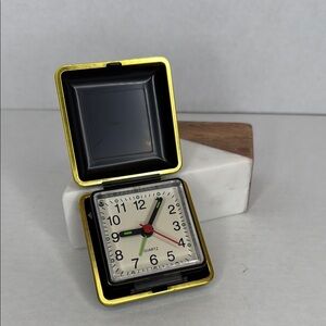Collectible Vintage Quartz Pocket Alarm Clock Antique Retro Table Clock